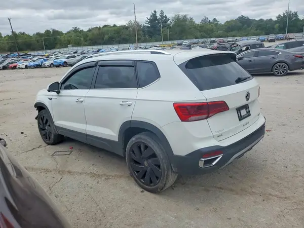 3VV4X7B27RM053634 — 2024 Volkswagen TAOS, фото 2 с аукциона Copart, Передняя часть