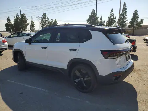 2025 Volkswagen Taos VIN 3VV3C7B20SM037093 фото 2