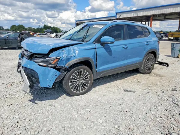 3VVSC7B28SM053621 — 2025 Volkswagen TAOS, Передняя часть (Front End), фото до ремонта