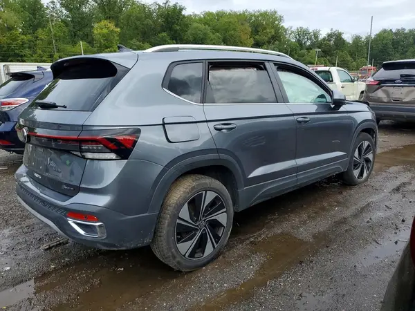 3VVUC7B22SM045183 — 2025 Volkswagen TAOS, фото 3 с аукциона Copart 13.10.2026, Передняя часть