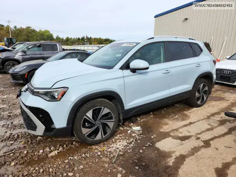 3VVUC7B24SM032953 — 2025 Volkswagen TAOS, Передняя часть, фото до ремонта
