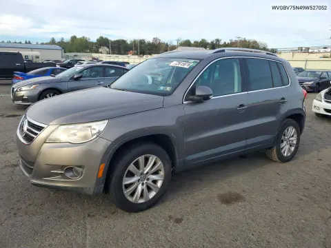 WVGBV75N49W527052 — 2009 Volkswagen Tiguan, Передняя часть, фото до ремонта
