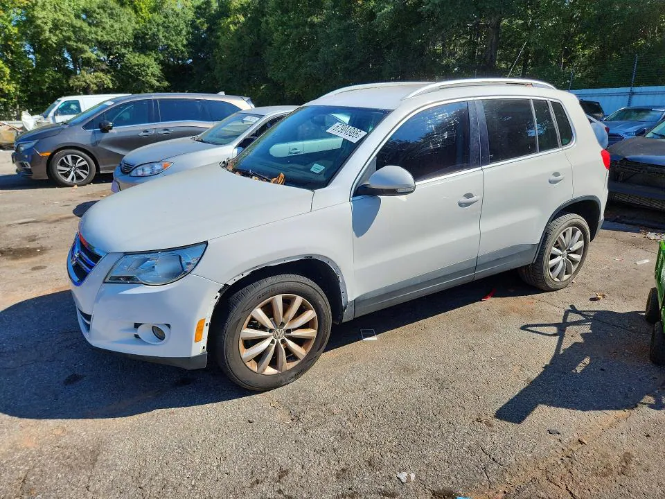 2011 VOLKSWAGEN TIGUAN VIN WVGAV7AX0BW541197 фото 1