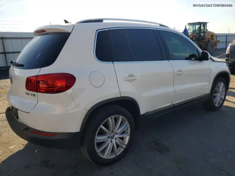 2013 Volkswagen Tiguan S VIN WVGAV3AX1DW580456 фото 3
