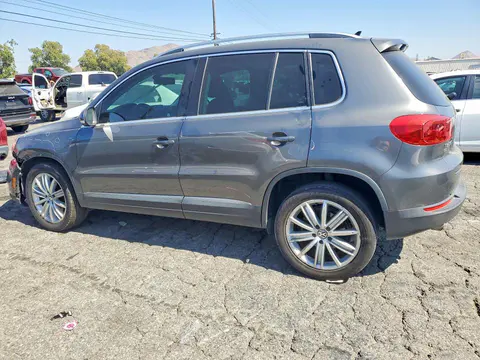 2016 Volkswagen Tiguan VIN WVGAV7AX5GW575207 фото 2