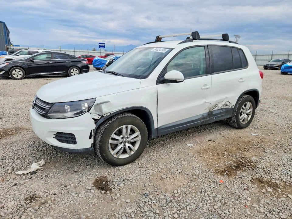 2016 Volkswagen Tiguan VIN WVGBV7AX7GW559501 фото 1
