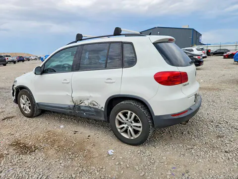 2016 Volkswagen Tiguan VIN WVGBV7AX7GW559501 фото 2