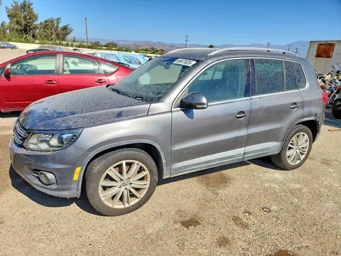 WVGAV7AX5GW516853 — 2016 Volkswagen Tiguan, Мелкие вмятины и царапины (Minor Dent/Scratches), фото до ремонта
