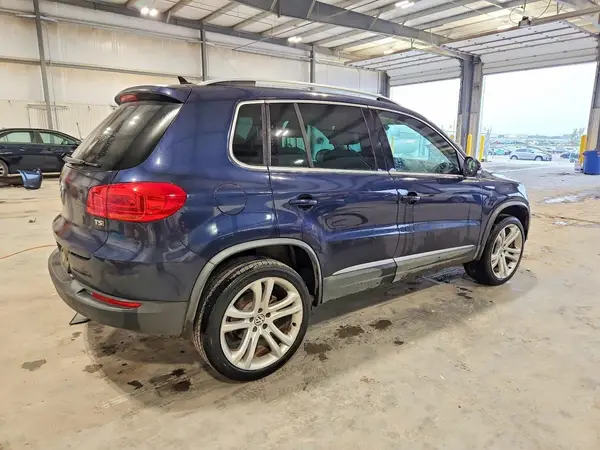 WVGAV7AX9GW581009 — 2016 Volkswagen Tiguan, фото 3 с аукциона Copart, Передняя часть