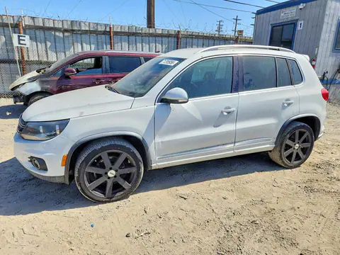 2016 Volkswagen Tiguan VIN WVGAV7AX1GW519197 фото 1