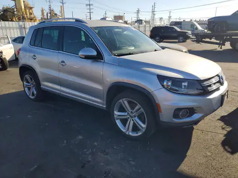 WVGAV7AX1GW077232 — 2016 Volkswagen Tiguan, фото 4 с аукциона Copart 14.10.2026, Мелкие вмятины и царапины
