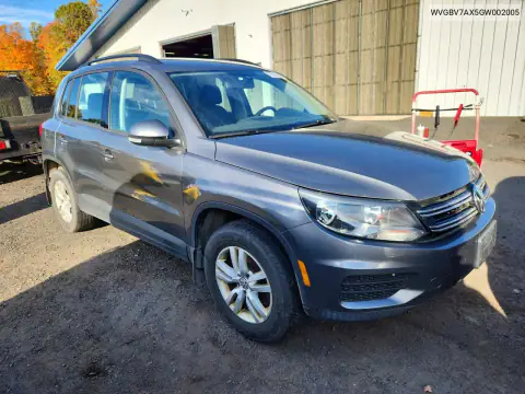 WVGBV7AX5GW002005 — 2016 Volkswagen Tiguan, фото 4 с аукциона Copart 20.10.2026, Мелкие вмятины и царапины
