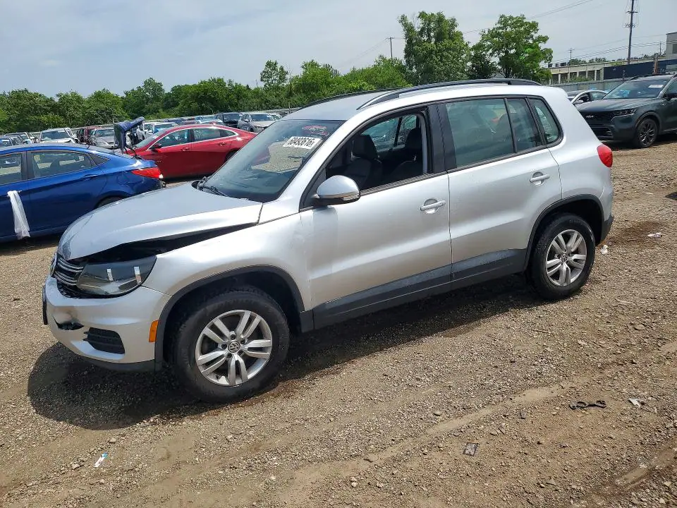 WVGBV7AX5HW512727 Volkswagen Tiguan 2017 — повреждение Боковая часть, фото до ремонта