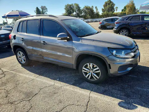 2017 Volkswagen Tiguan VIN WVGAV7AX1HK039220 фото 4