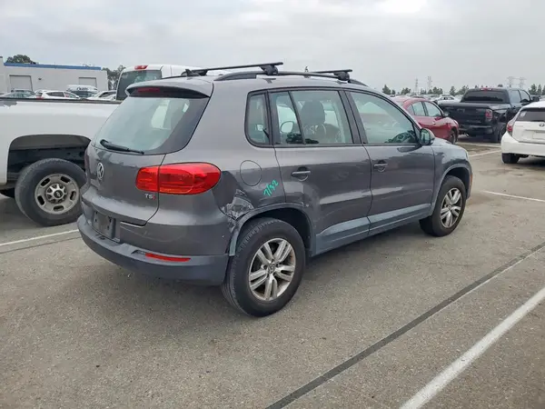 WVGAV7AX9HK027431 — 2017 Volkswagen Tiguan, фото 3 с аукциона Copart 13.10.2026, Задняя часть