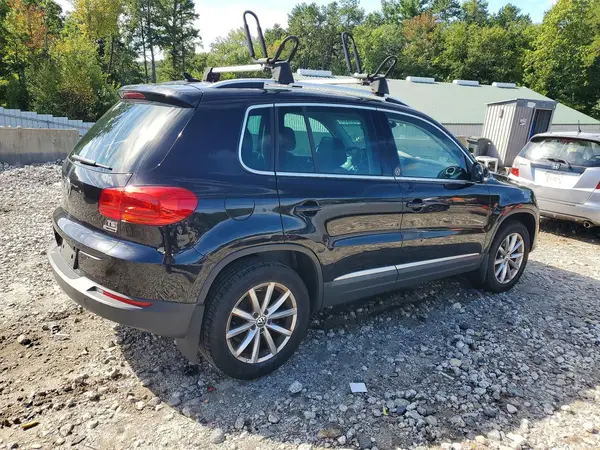WVGSV7AX8HW507523 — 2017 Volkswagen Tiguan, фото 3 с аукциона Copart 02.10.2026, Механические повреждения