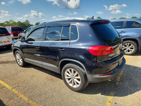 WVGSV7AX0HK005516 — 2017 Volkswagen Tiguan, фото 2 с аукциона Copart, Задняя часть