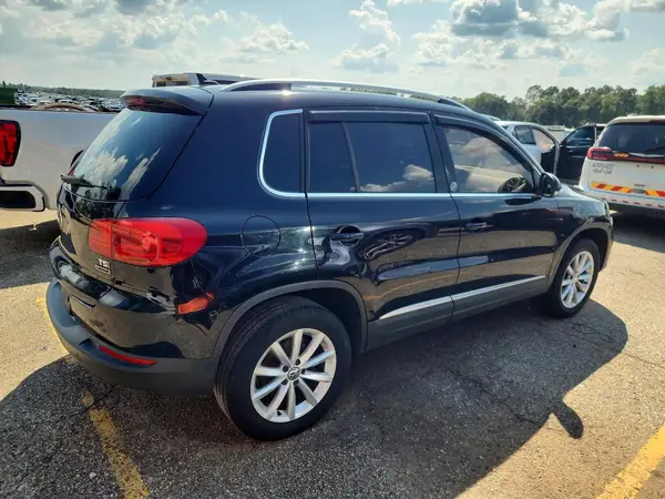WVGSV7AX0HK005516 — 2017 Volkswagen Tiguan, фото 3 с аукциона Copart, Задняя часть