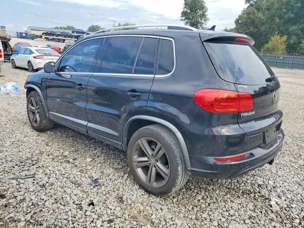WVGTV7AXXHK016043 — 2017 Volkswagen Tiguan, фото 2 с аукциона Copart, Передняя часть