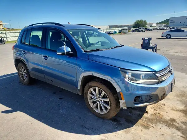 WVGBV7AX6HK051576 — 2017 Volkswagen Tiguan, Передняя часть (Front End), фото до ремонта