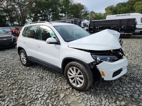 2017 VOLKSWAGEN TIGUAN VIN WVGBV7AX8HK053829 фото 4