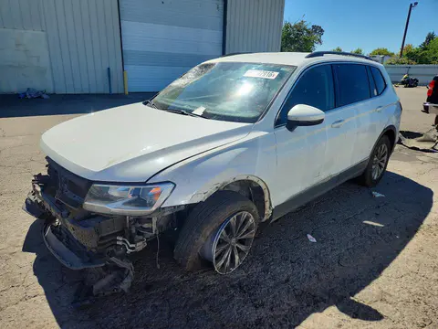 3VV3B7AX5JM124762 — 2018 Volkswagen Tiguan, Передняя часть (Front End), фото до ремонта