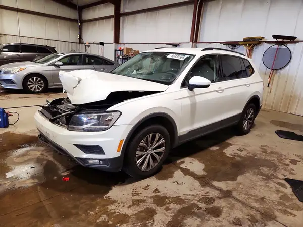 3VV0B7AX0JM028251 — 2018 Volkswagen Tiguan, Передняя часть (Front End), фото до ремонта