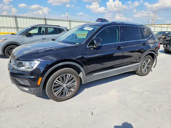 3VV3B7AX9JM056448 — 2018 Volkswagen Tiguan, Задняя часть (Rear End), фото до ремонта