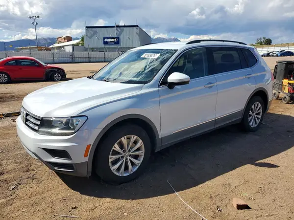 3VV3B7AX3JM094922 — 2018 Volkswagen Tiguan, Задняя часть (Rear End), фото до ремонта