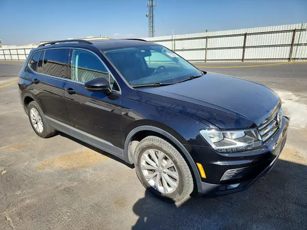 3VV3B7AX0JM013648 — 2018 Volkswagen Tiguan, фото 4 с аукциона Copart, Передняя часть