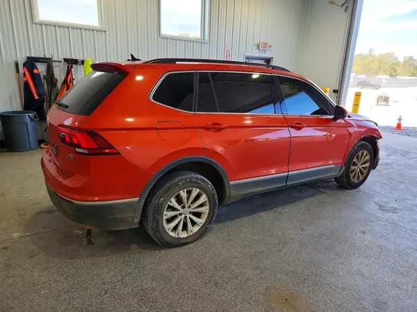 3VV2B7AX8JM170887 — 2018 Volkswagen Tiguan, фото 3 с аукциона Copart 02.10.2026, Передняя часть
