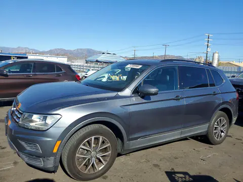 2018 Volkswagen Tiguan VIN 3VV3B7AX6JM192472 фото 1