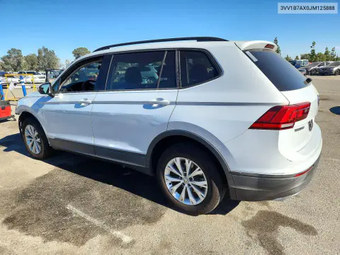 2018 Volkswagen Tiguan S VIN 3VV1B7AX0JM125888 фото 2