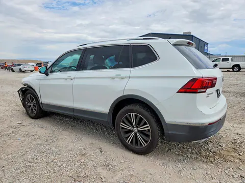 2019 Volkswagen Tiguan VIN 3VV2B7AX4KM037030 фото 2