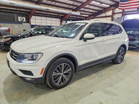 3VV2B7AX0KM191184 — 2019 Volkswagen Tiguan, Мелкие вмятины и царапины (Minor Dent/Scratches), фото до ремонта