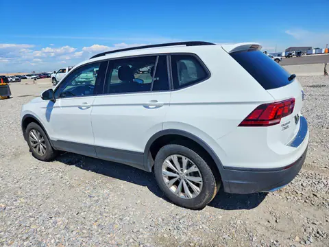 2019 Volkswagen Tiguan VIN 3VV0B7AX8KM088831 фото 2
