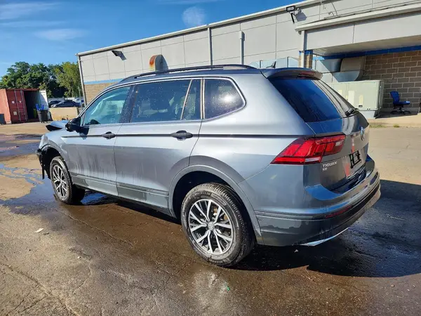3VV2B7AXXKM200425 — 2019 Volkswagen Tiguan, фото 2 с аукциона Copart 14.10.2026, Передняя часть