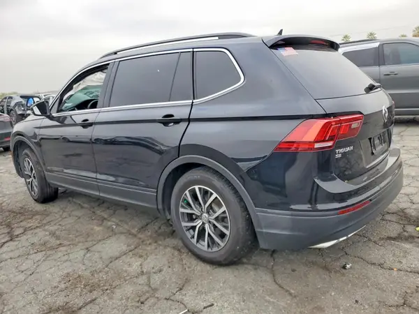 3VV3B7AX8KM090303 — 2019 Volkswagen Tiguan, фото 2 с аукциона Copart 15.10.2026, Задняя часть