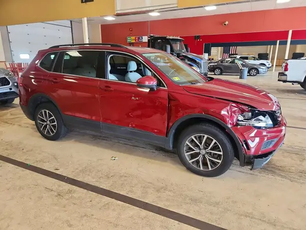 3VV2B7AX1KM122844 — 2019 Volkswagen Tiguan, фото 4 с аукциона Copart 08.10.2026, Передняя часть