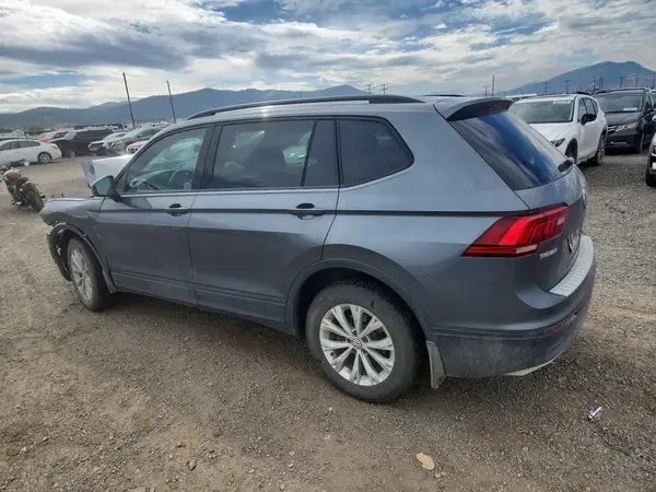 3VV0B7AXXKM198540 — 2019 Volkswagen Tiguan, фото 2 с аукциона Copart, Передняя часть