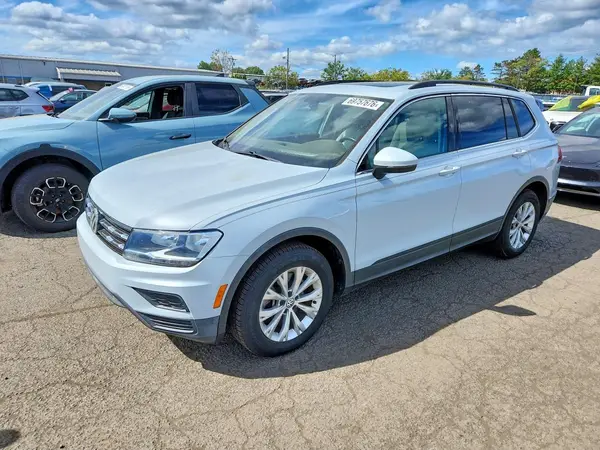 3VV2B7AX1KM029676 — 2019 Volkswagen Tiguan, Подтопление (Water/Flood), фото до ремонта