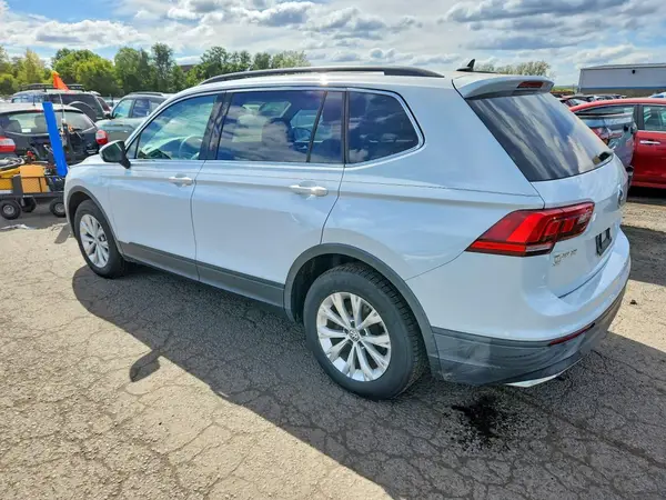 3VV2B7AX1KM029676 — 2019 Volkswagen Tiguan, фото 2 с аукциона Copart 06.10.2026, Подтопление