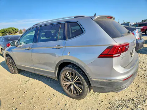 2019 Volkswagen Tiguan VIN 3VV2B7AX0KM131132 фото 2