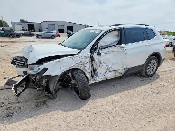 3VV2B7AX0KM066265 — 2019 Volkswagen Tiguan, Передняя часть (Front End), фото до ремонта