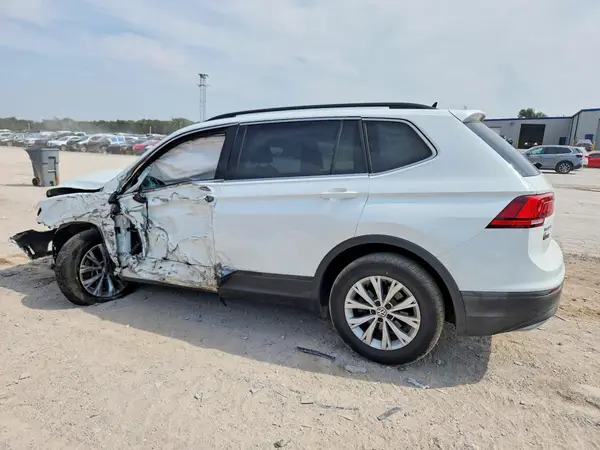 3VV2B7AX0KM066265 — 2019 Volkswagen Tiguan, фото 2 с аукциона Copart 08.10.2026, Передняя часть