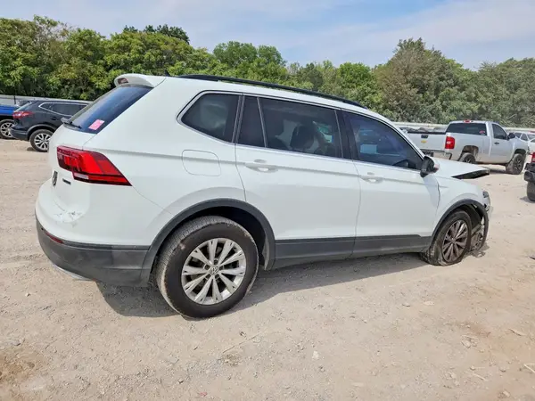 3VV2B7AX0KM066265 — 2019 Volkswagen Tiguan, фото 3 с аукциона Copart 08.10.2026, Передняя часть