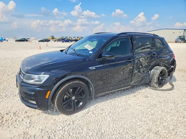 3VV3B7AX4KM197428 — 2019 Volkswagen Tiguan, Боковая часть (Side), фото до ремонта