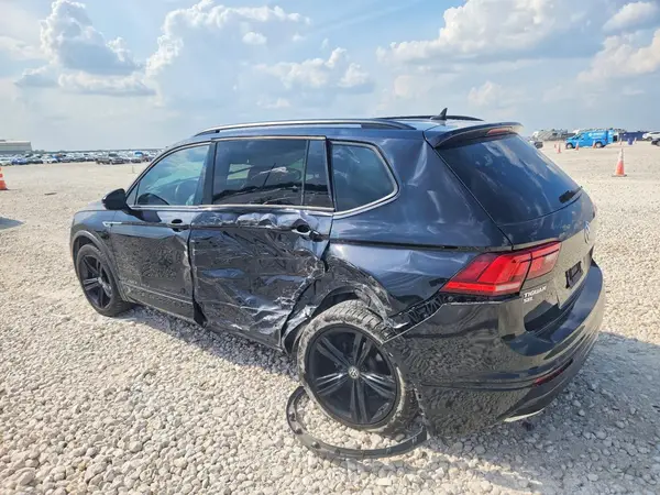 3VV3B7AX4KM197428 — 2019 Volkswagen Tiguan, фото 2 с аукциона Copart 01.10.2026, Боковая часть
