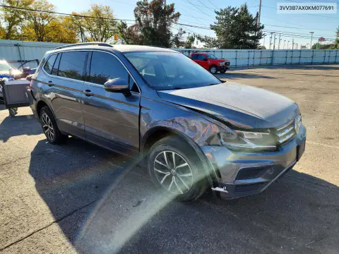 2019 Volkswagen Tiguan Se VIN 3VV3B7AX0KM077691 фото 4