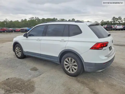 2019 Volkswagen Tiguan S VIN 3VV1B7AX3KM096761 фото 2